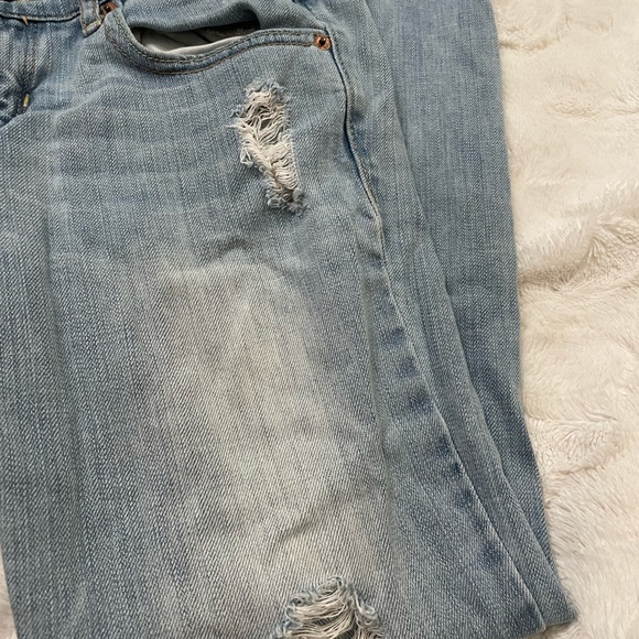 Hollister Jeans So Cal Strerch - Picture 2 of 12